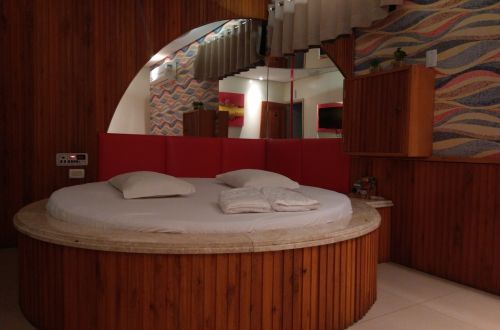 Suite 10 ( PLUTÃO )